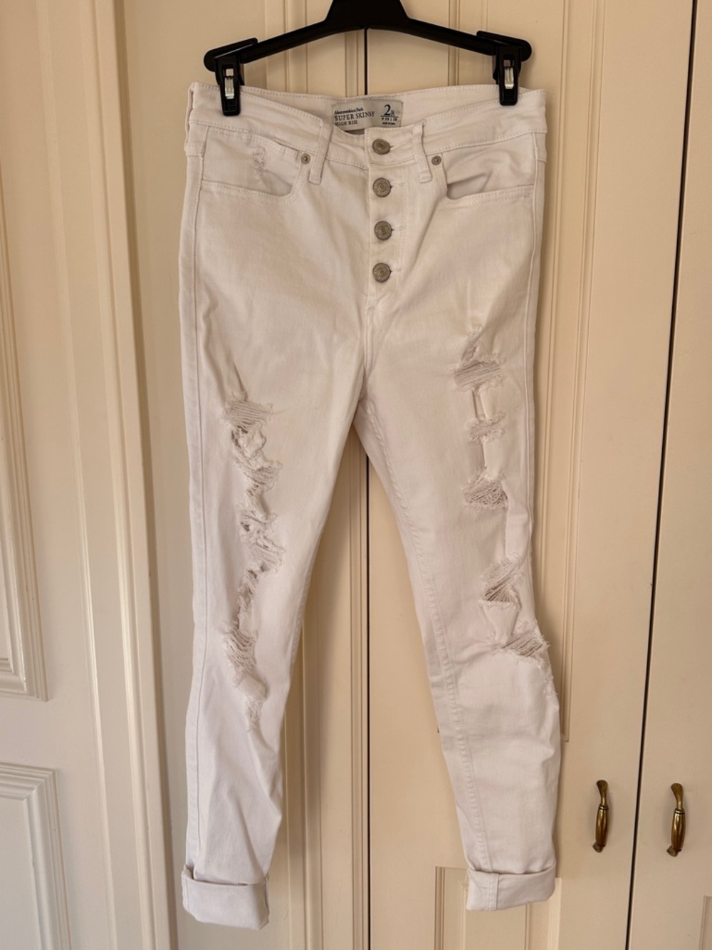 Abercrombie & Fitch White Distressed High-Rise Skinny Jeans